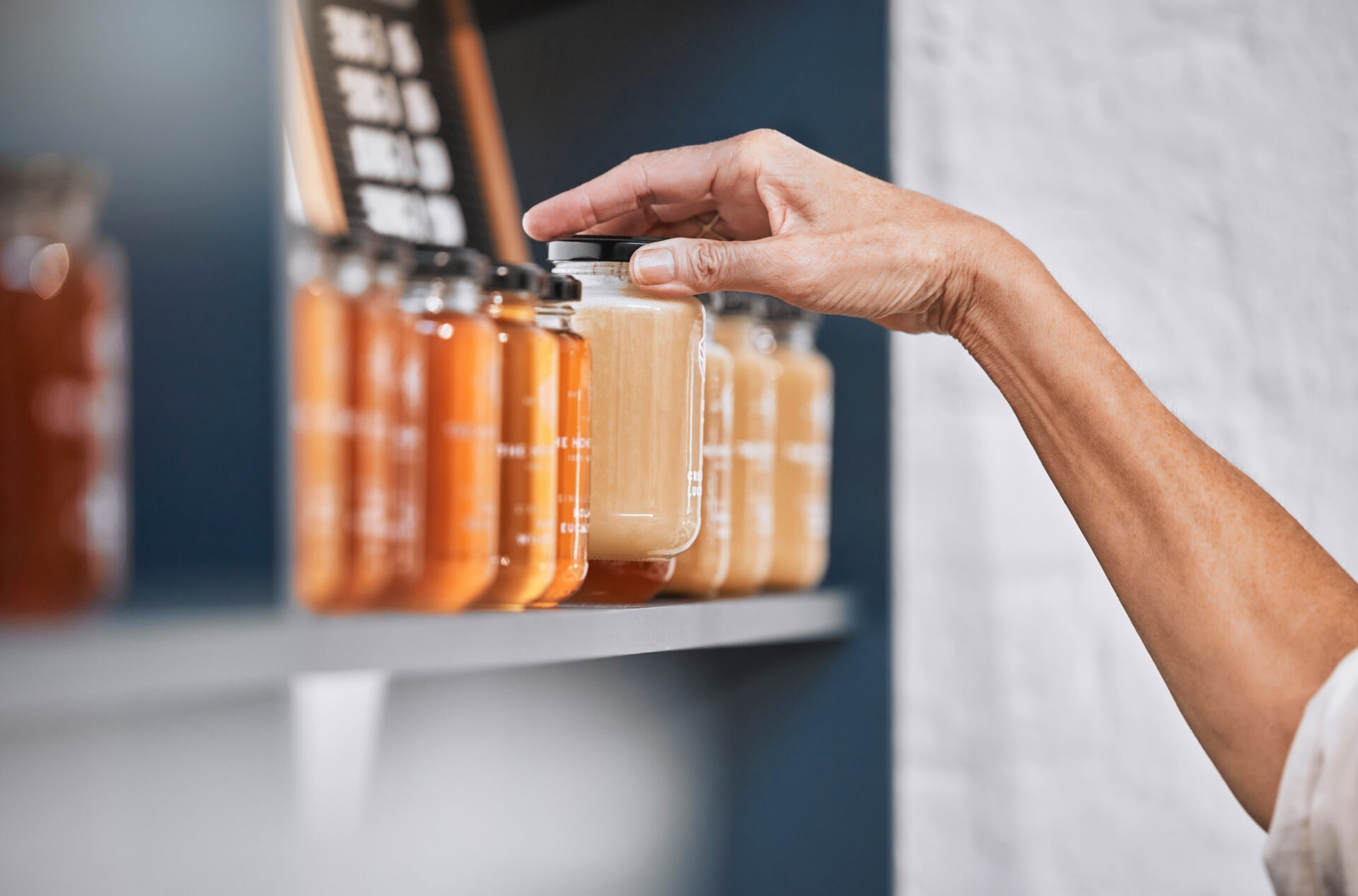 Identical-looking Jars